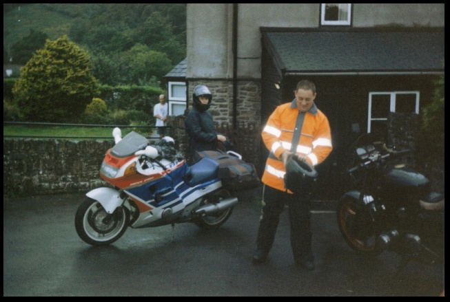 640x425 pixels (103K)